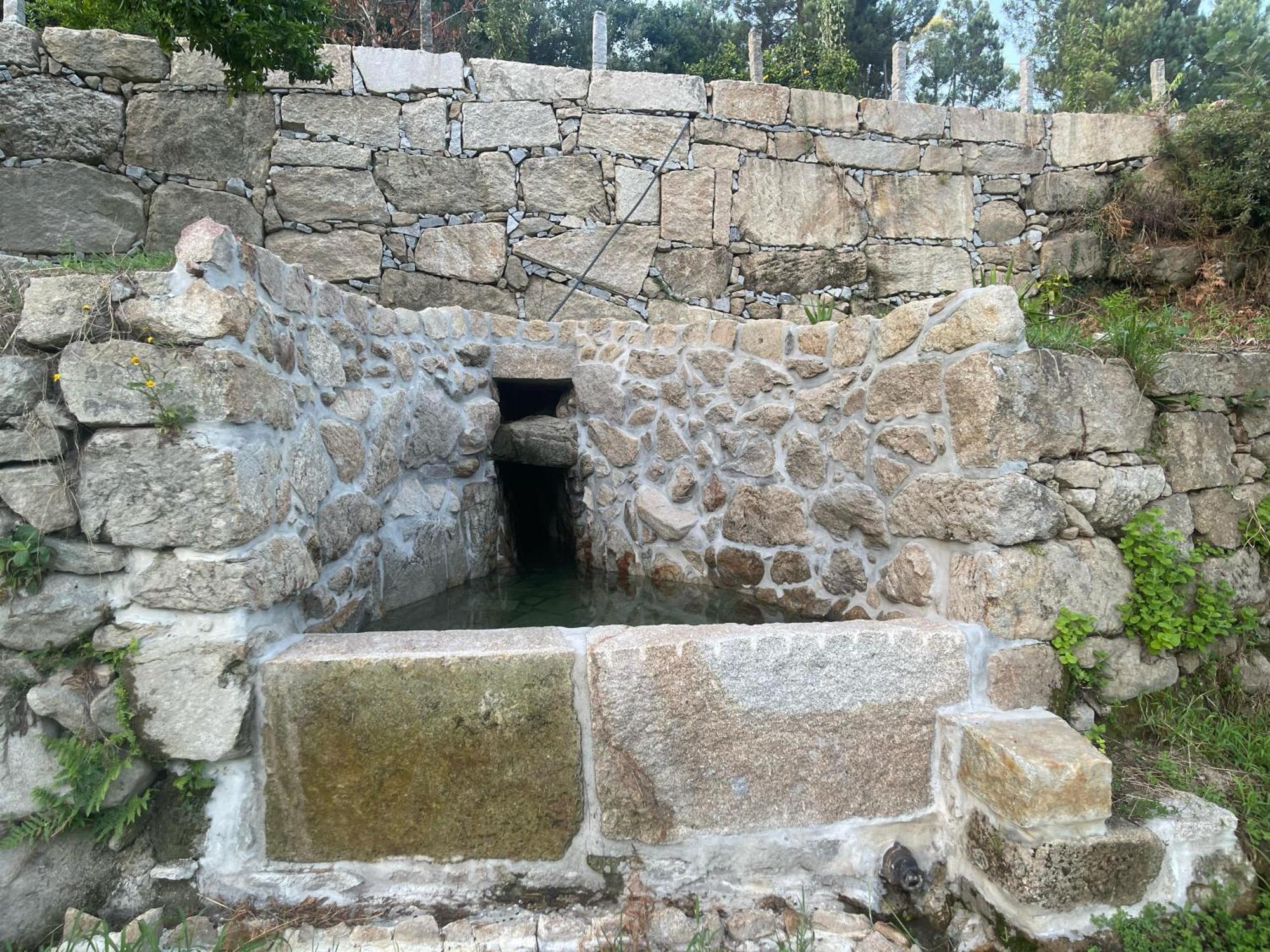 Nascente, Place In Nature Next To A Waterfall Loureiro  Buitenkant foto